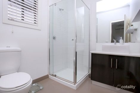 Property photo of 1/102 Brindalee Way Hillside VIC 3037