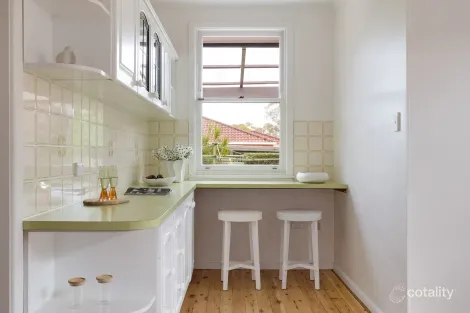 Property photo of 6 Rhonda Avenue Narwee NSW 2209