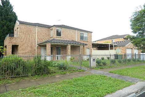 Property photo of 9 Jacaranda Court Fairfield East NSW 2165