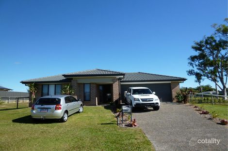 Property photo of 111-113 Cocos Drive Ningi QLD 4511