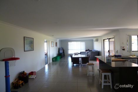 Property photo of 111-113 Cocos Drive Ningi QLD 4511