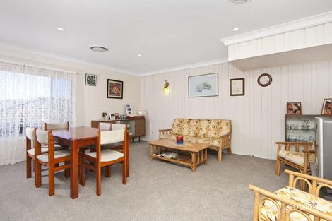 Property photo of 6 Rays Road Bateau Bay NSW 2261