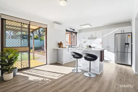 Property photo of 4 Scenic Circuit Cranebrook NSW 2749