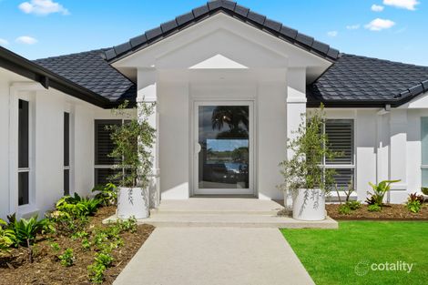 Property photo of 9 Parkwater Point Helensvale QLD 4212