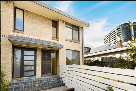 1/10 Tooronga Rd, Malvern East, VIC 3145