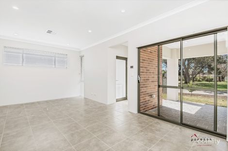 Property photo of 3/18 Jakobsons Way Morley WA 6062