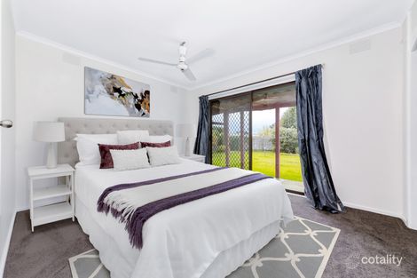56 Circle Dr N, Cranbourne, VIC 3977