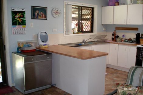 Property photo of 3 Ross Street Urangan QLD 4655