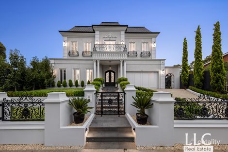 Property photo of 77 Glen Tower Drive Glen Waverley VIC 3150