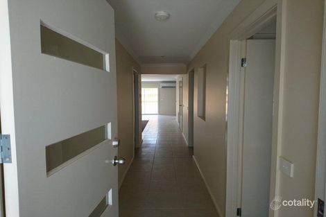 Property photo of 44 Cottage Boulevard Epping VIC 3076