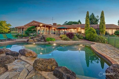 Property photo of 33 Illawong Drive Donvale VIC 3111