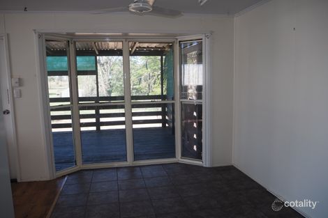 Property photo of 75 Beardmore Crescent Dysart QLD 4745