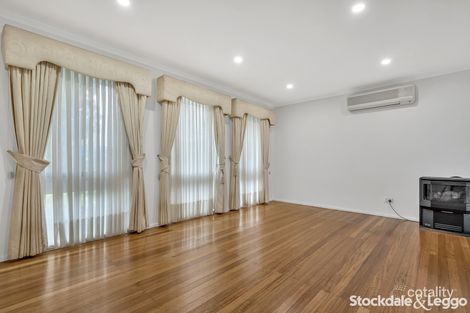 Property photo of 28 Spurr Street Craigieburn VIC 3064