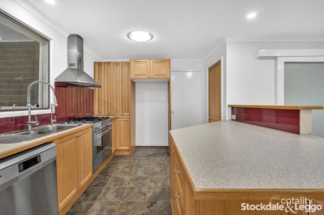 Property photo of 28 Spurr Street Craigieburn VIC 3064