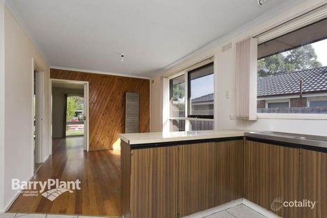 Property photo of 9 Valma Avenue Cranbourne VIC 3977