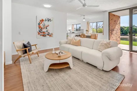 Property photo of 13/14 Dunlop Court Mermaid Waters QLD 4218