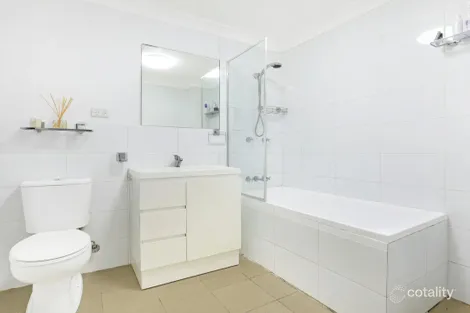Property photo of 21/225-231 Princes Highway Corrimal NSW 2518