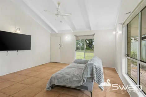 Property photo of 16 Cypress Drive Marsden QLD 4132