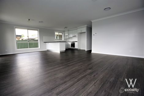 Property photo of 3 Twynam Avenue Windradyne NSW 2795