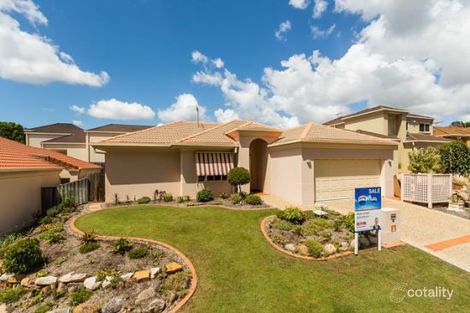25 Flame Tree Cres, Carindale, QLD 4152