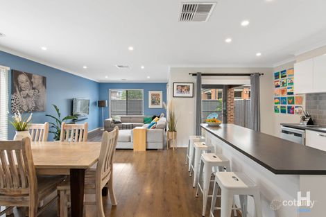 Property photo of 32 Highbury Road Clyde North VIC 3978