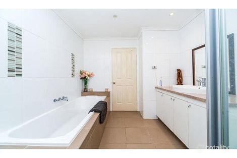 Property photo of 1/10 Cassia Street Runaway Bay QLD 4216