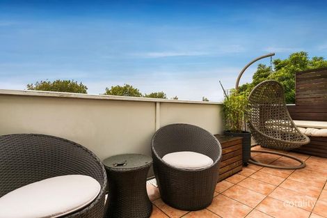 Property photo of 11/89 Ormond Road Elwood VIC 3184