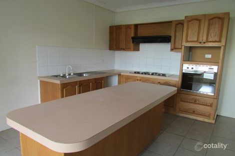 Property photo of 31 Molyneaux Street Warracknabeal VIC 3393