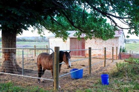 Property photo of 214 Williams Road Table Top NSW 2640
