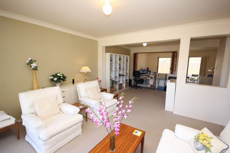 Property photo of 9 Nakara Court Forster NSW 2428