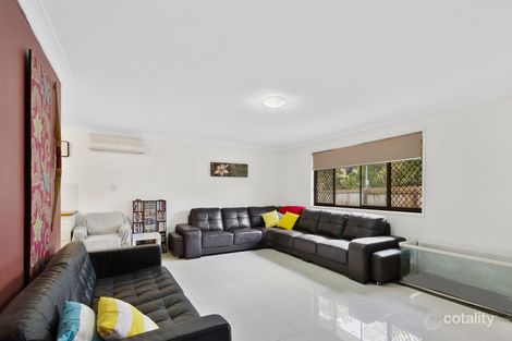 Property photo of 2/32 Proud Street Labrador QLD 4215