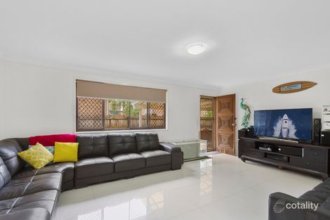 Property photo of 2/32 Proud Street Labrador QLD 4215
