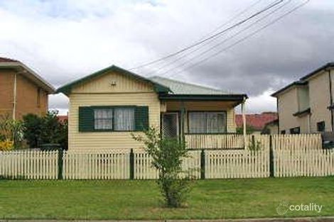 Property photo of 8 Oxley Street Fairfield NSW 2165