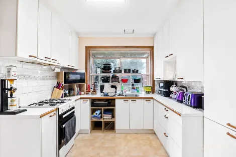 Property photo of 21 Heesom Crescent Churchill VIC 3842