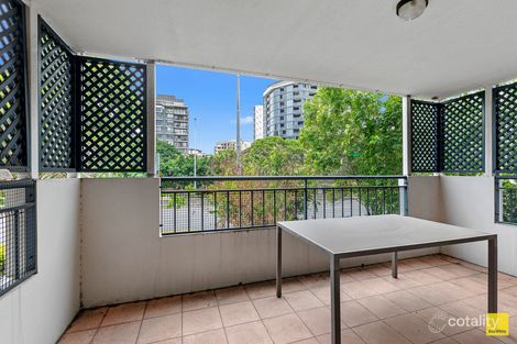 Property photo of 8/239 Shafston Avenue Kangaroo Point QLD 4169