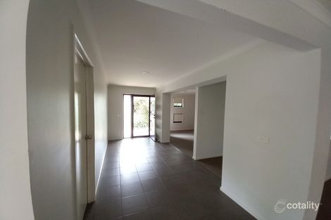 Property photo of 4 Paperbark Drive Brookfield VIC 3338