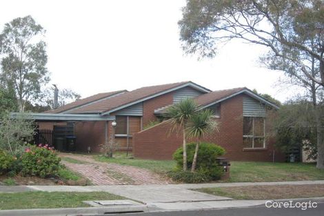 Property photo of 19 Primrose Hill Close Endeavour Hills VIC 3802