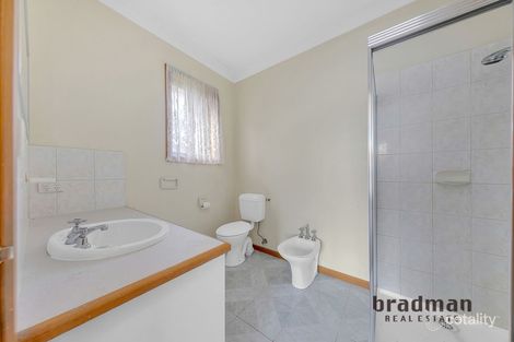Property photo of 8 Pretty Sally Drive Wallan VIC 3756