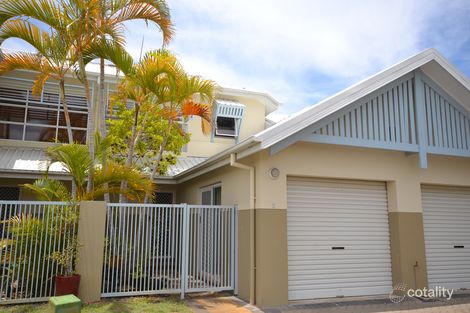 Property photo of 2/16 Crescent Avenue Mermaid Beach QLD 4218