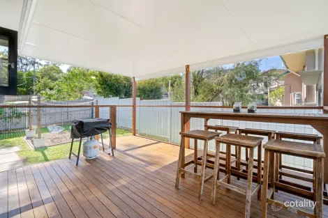 Property photo of 37 Kynance Street Leichhardt QLD 4305