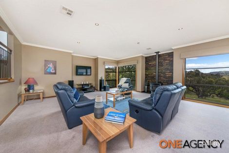 Property photo of 17 Waterfall Drive Jerrabomberra NSW 2619