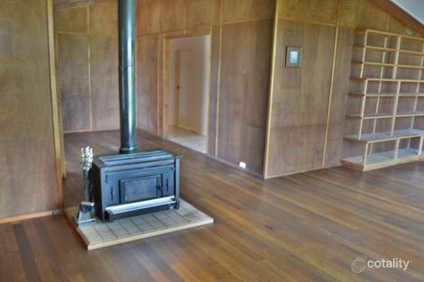 Property photo of 1 Vanneck Street Yangan QLD 4371