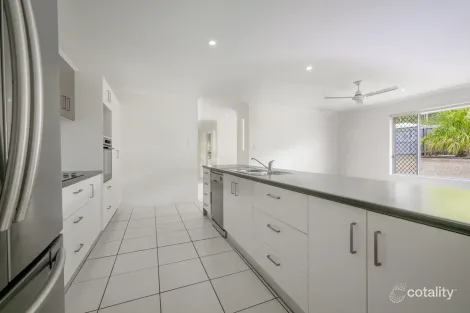 Property photo of 35 Iris Road Kirkwood QLD 4680
