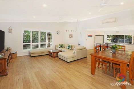 Property photo of 19 Sardinia Place Parrearra QLD 4575