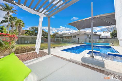 Property photo of 7 Farrington Close Caves Beach NSW 2281