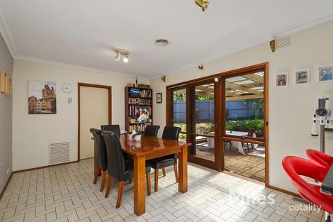Property photo of 4 Oaktree Close Viewbank VIC 3084