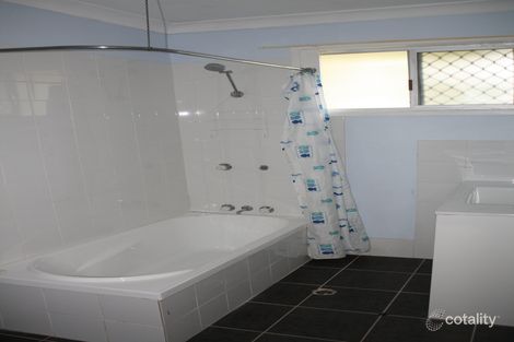 3/210 Barolin St, Avenell Heights, QLD 4670