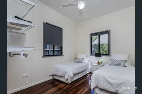 Property photo of 28 Ella Street Redcliffe QLD 4020