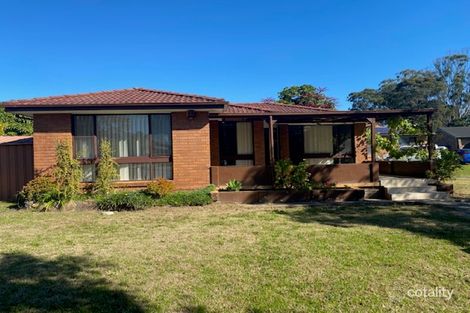 Property photo of 7 McAndrew Close Lurnea NSW 2170