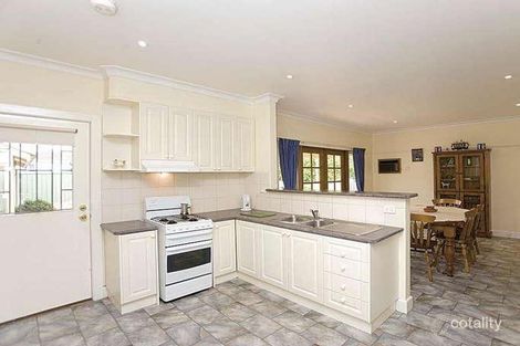 Property photo of 12 Gill Street Reservoir VIC 3073